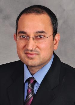 Kaushal Nanavati，医学博士